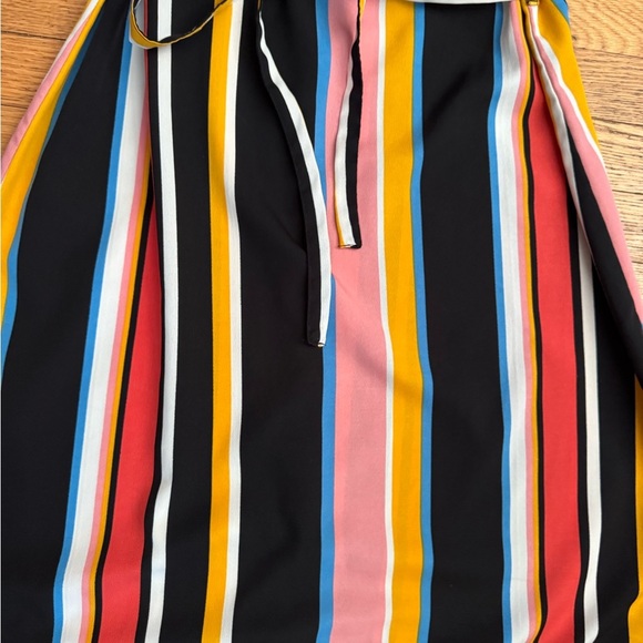 Chic Striped Off-Shoulder Mini Dress - Picture 6 of 6